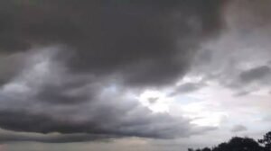 Maharashtra Weather : शेतकऱ्यांचे टेन्शन वाढलं; वादळी वाऱ्यासह अवकाळी बरसणार