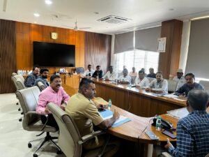 Rahuri Assembly Election : राहुरी विधानसभा पोटनिवडणूक; निवडणूक खर्चाची काटेकोरपणे तपासणी करा : जिल्हाधिकारी 2 Rahuri Assembly Election