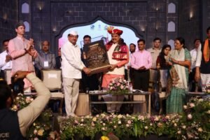 Goda to Narmada Jalyatra : अहिल्यादेवींच्या राजधानीत जलयात्रेचा मंगल समारोप; नर्मदा घाटावर भक्तिसागर